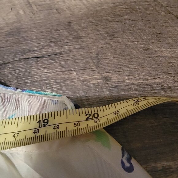 Ivy Jane Satin sleeveless floral and lace top size LG. - Picture 3 of 6